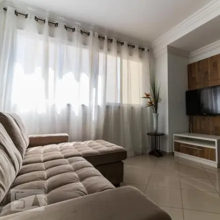 Rent this 2 bed apartment on Rua das Caneleiras in Jardim, Santo André - SP