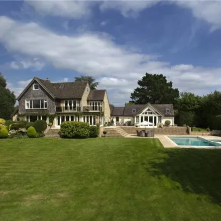 Buy this 6 bed house on Pigeon House Lane in Church Hanborough, OX29 8AB