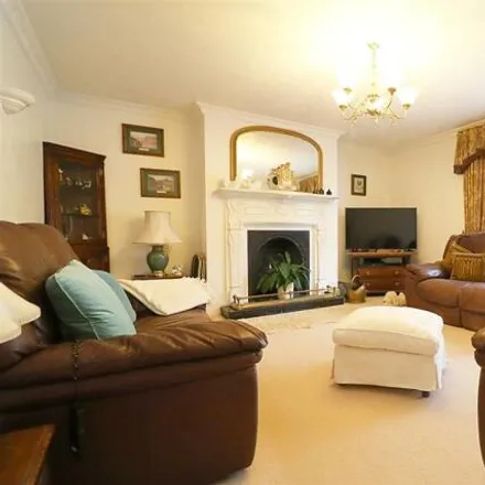 Image 2 - North Cave News, Church Street, North Cave, HU15 2LP, United Kingdom - Townhouse for sale