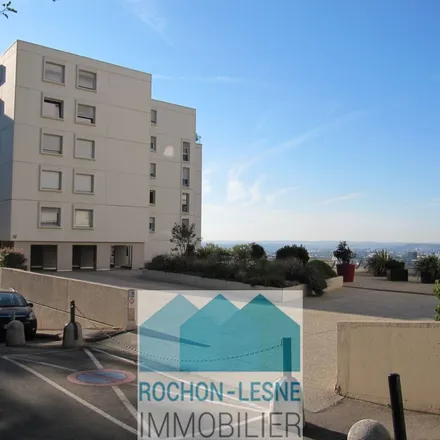 Rent this 5 bed apartment on 8 bis Place Saint-Jean in 69005 Lyon 5e Arrondissement, France