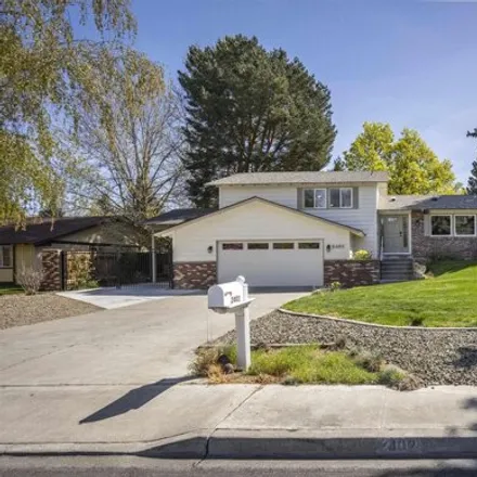 Buy this 4 bed house on 107 Spengler Street in Richland, WA 99354