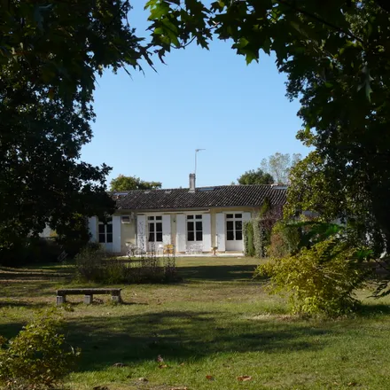 Image 1 - 21 bis Chemin de Caussat, 33610 Cestas, France - House for rent