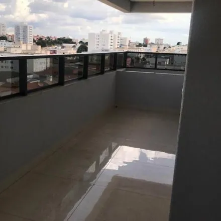 Buy this 3 bed apartment on Leal Supermercados in Avenida Segismundo Pereira 2411, Santa Mônica