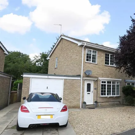 Rent this 3 bed duplex on Northgate Vale in Market Weighton, YO43 3EA