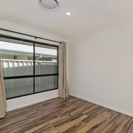Image 2 - Ganges Court, Dunbogan NSW 2443, Australia - Apartment for rent