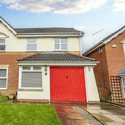 Buy this 4 bed house on Woodlea Park in Leeds, LS6 4SH