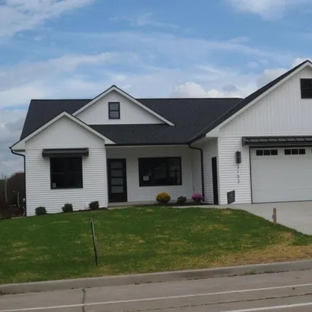 Buy this 3 bed house on 3102 W Point Rd in Green Bay, Wisconsin