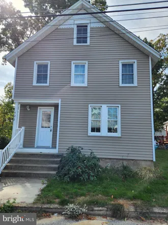 Image 1 - 422 Wesley Avenue, Pitman, Gloucester County, NJ 08071, USA - House for rent