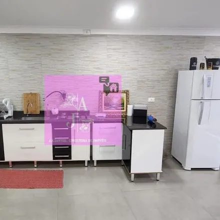 Rent this 3 bed house on Rua Lucia in Vale do Sol, Barueri - SP