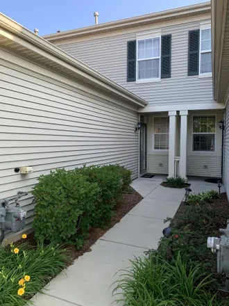 Image 3 - 23926 West State Route 60, Round Lake, IL 60073, USA - Townhouse for rent