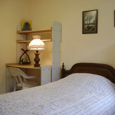 Rent this 2 bed apartment on Quito in Belisario Quevedo, EC