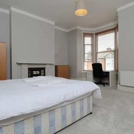 Image 5 - St Andrews Road, Portsmouth, PO5 1ER, United Kingdom - Apartment for rent