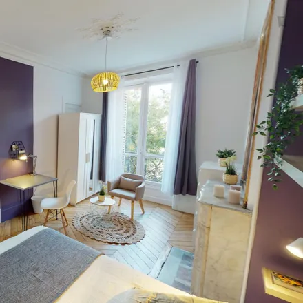 Rent this 4 bed room on 29 Boulevard de Magenta in 75010 Paris, France