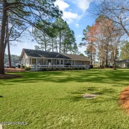 Image 2 - 1470 Rays Bridge Road, Whispering Pines, Moore County, NC 28327, USA - House for sale