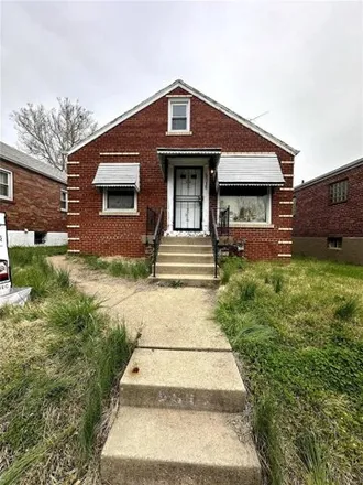 Buy this 2 bed house on 5913 McArthur Avenue in St. Louis, MO 63120