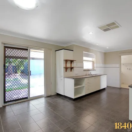 Image 7 - Vulcan Avenue, Modbury Heights SA 5092, Australia - Apartment for rent