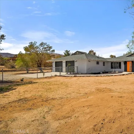 Image 2 - 6762 Outpost Road, Joshua Tree, CA 92252, USA - Townhouse for sale