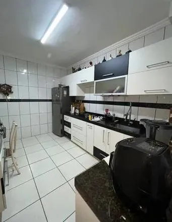 Buy this 4 bed apartment on Rua Nordau Gonçalves de Melo in Segismundo Pereira, Uberlândia - MG