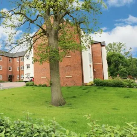 Rent this 2 bed apartment on New Meadows Close in Dickens Heath, B90 1FZ