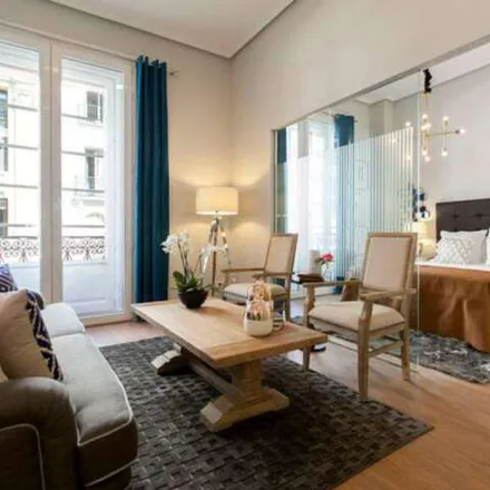 Image 6 - Presidencia de la Comunidad de Madrid, Calle del Correo, 7, 28013 Madrid, Spain - Apartment for rent