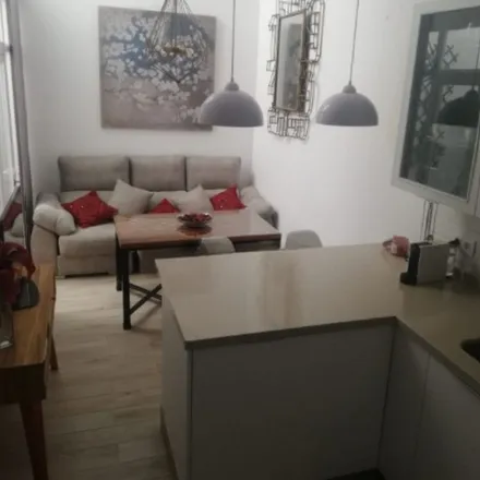 Image 2 - Calle Rodrigo de Triana, 63, 41010 Seville, Spain - Apartment for rent