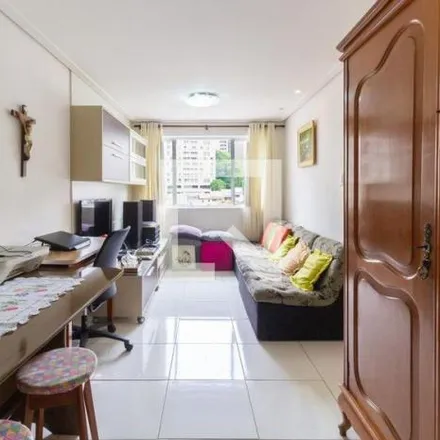 Buy this 2 bed apartment on Rua Doutor Nicolau de Sousa Queirós 711 in Paraíso, São Paulo - SP