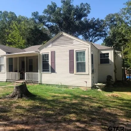 Buy this 3 bed house on 1201 East North Street in Kilgore, TX 75662