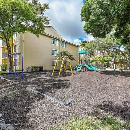 Image 9 - 9209 Riverside Drive, Coral Springs, FL 33071, USA - Apartment for rent