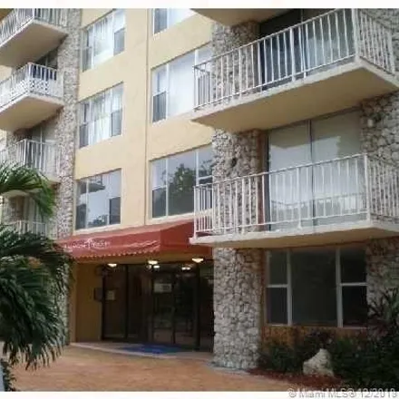 Image 1 - unnamed road, San Souci Estates, North Miami, FL 11890, USA - Condo for sale