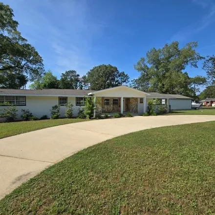 Buy this 3 bed house on 284 Adams Drive in Crestview, FL 32536