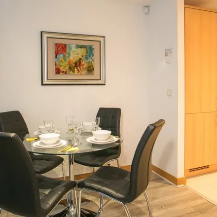 Image 3 - Slaney House, Custom House Square, Mayor Street Lower, International Financial Services Centre, Dublin, D01 E4X0, Ireland - Apartment for rent