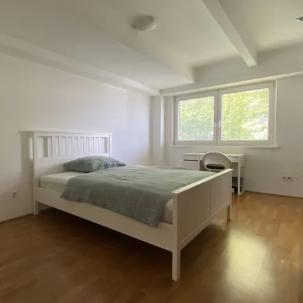 Rent this studio apartment on Völs