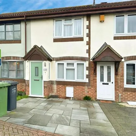 Buy this 2 bed townhouse on Chatsworth Road in Dartford, DA1 5EH
