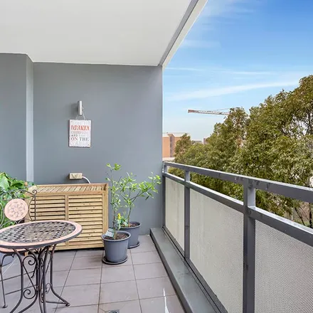 Image 3 - Verve, 2 Coulson Street, Erskineville NSW 2043, Australia - Apartment for rent