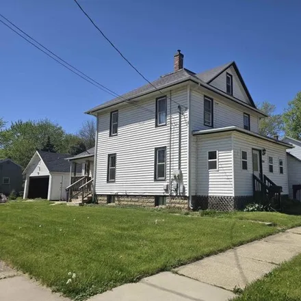 Buy this 4 bed house on 722 Wilson Avenue in Janesville, WI 53548