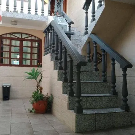 Buy this 3 bed house on Rua Paula Prevedello Gusso 323 in Barreirinha, Curitiba - PR