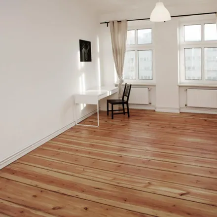 Rent this 5 bed room on Mehringdamm 38 in 10961 Berlin, Germany
