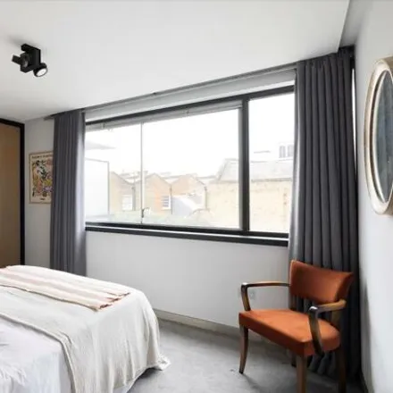 Image 8 - Waterford House, Kensington Park Road, London, W11 2PJ, United Kingdom - Apartment for sale