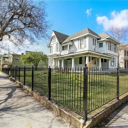 Buy this 4 bed house on 2701 Prytania Street in New Orleans, LA 70130