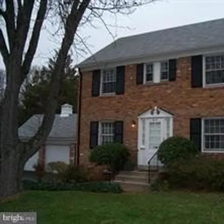 Rent this 3 bed house on 7617 Maryknoll Avenue in Bethesda, MD 20817