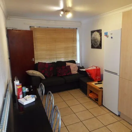 Image 2 - Leahurst Crescent, Harborne, B17 0LG, United Kingdom - Room for rent