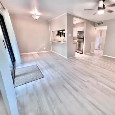 Rent this 1 bed house on 3932 West Alabama Street in Houston, TX 77027