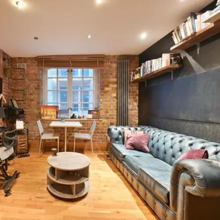 Image 5 - Tanner House, Tanner Street, Bermondsey Village, London, SE1 3LE, United Kingdom - Apartment for sale