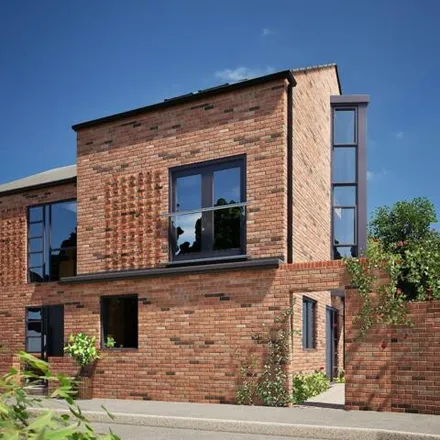 Buy this 3 bed duplex on Grosvenor Road in York, YO30 7AN