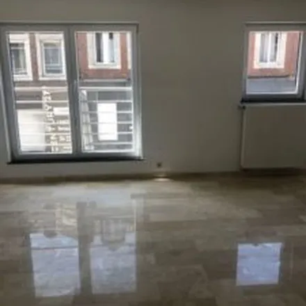 Rent this 1 bed apartment on Rue d'Amercoeur 15 in 4020 Grivegnée, Belgium