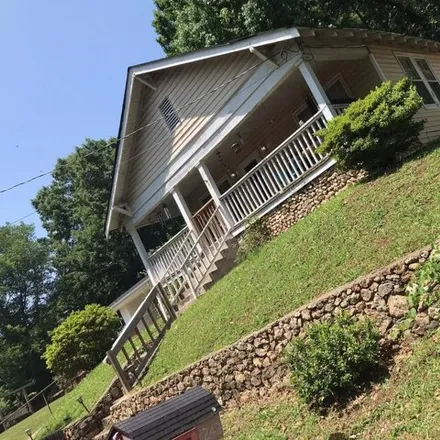 Buy this 2 bed house on 3243 Conner St in Chattanooga, Tennessee