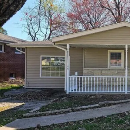 Buy this 3 bed house on 272 Springfield Avenue in Anna, IL 62906