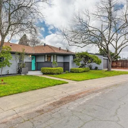 Buy this 3 bed house on 180 45th Street in Sacramento, CA 95819