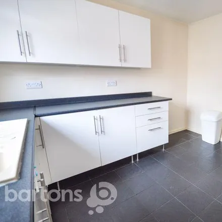 Image 5 - Blyth Close, Upper Whiston, S60 4DF, United Kingdom - Townhouse for rent