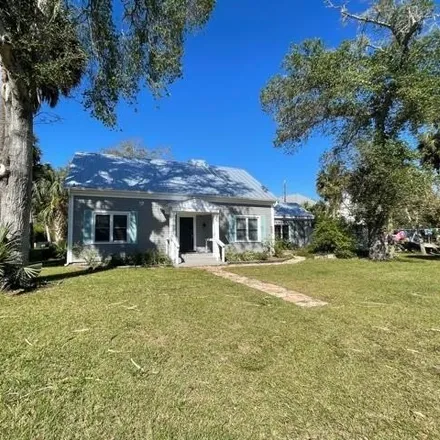 Rent this 3 bed house on 123 Avenue C in Apalachicola, Florida